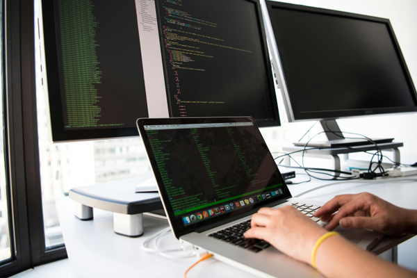 潛水?dāng)嚢铏C(jī)的優(yōu)勢(shì)體現(xiàn):攪拌機(jī)